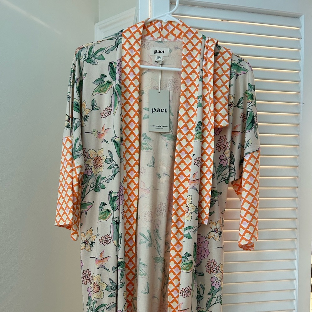 Pact Floral Hummingbird Kimono with Orange and Green. New with tags